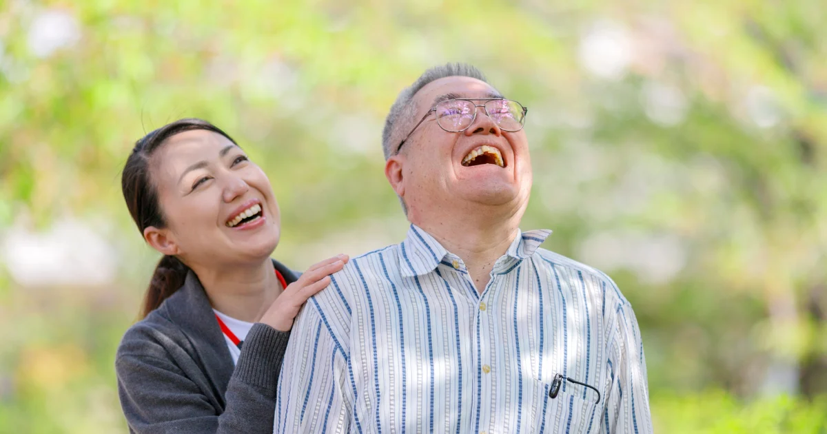 5 Tips for Managing a Senior’s Care from Long-Distance 5 Tips for Managing a Senior's Care from Long-Distance